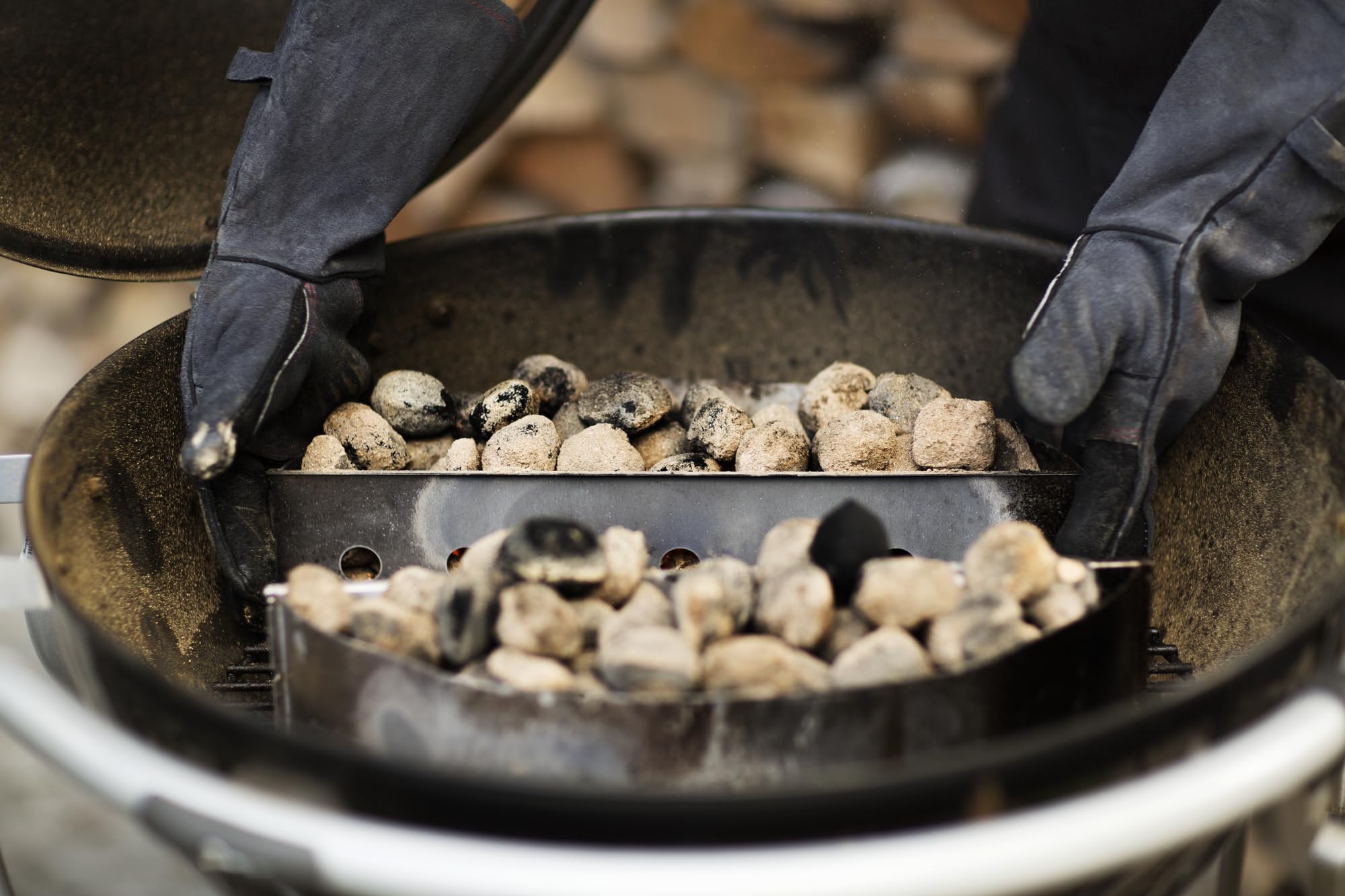 Rösle 16-inch Leather Barbeque Grilling Gloves - Image 3