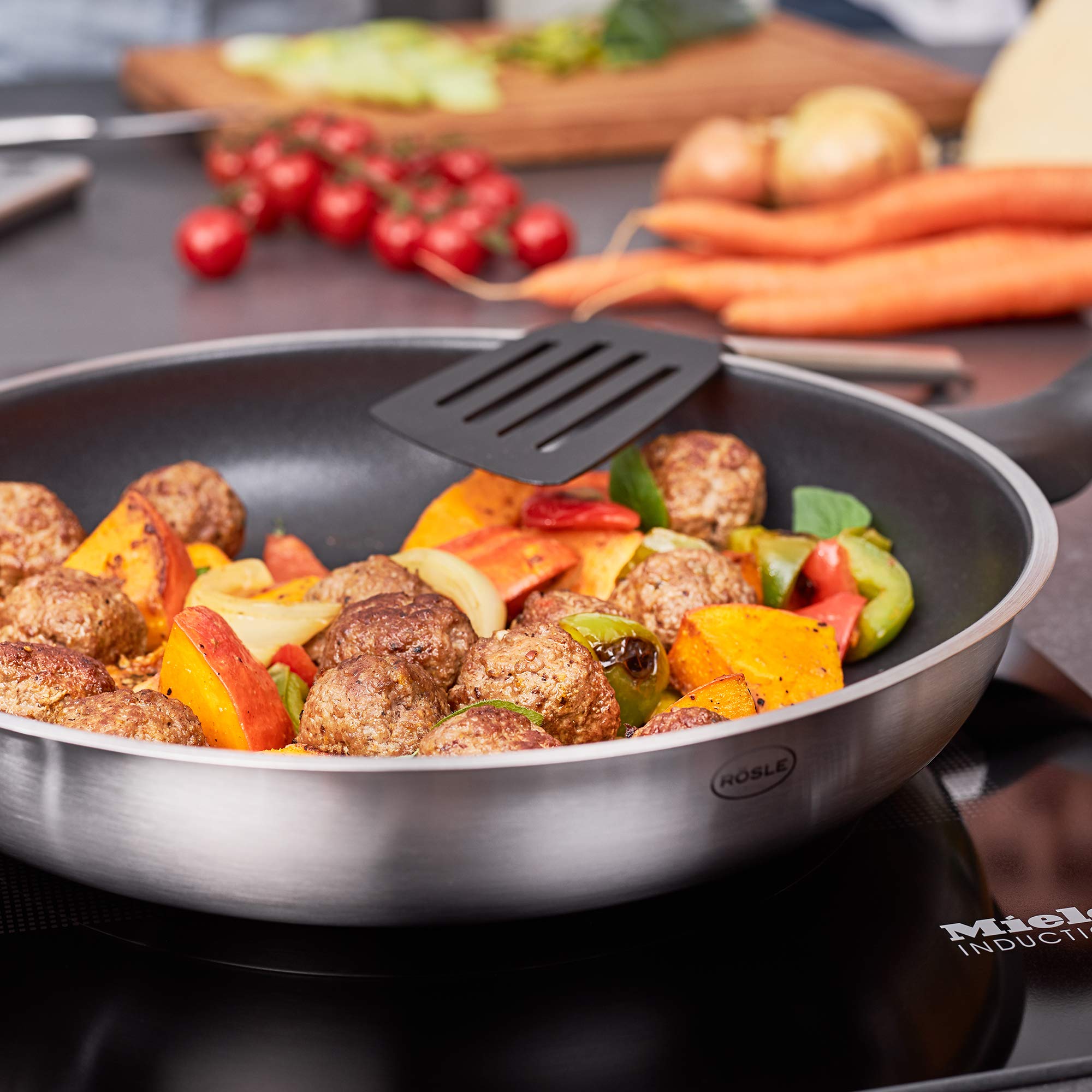 Rösle Basics Line Frying Pan with ProPlex Non-Stick Coating, 11-inch - Image 3