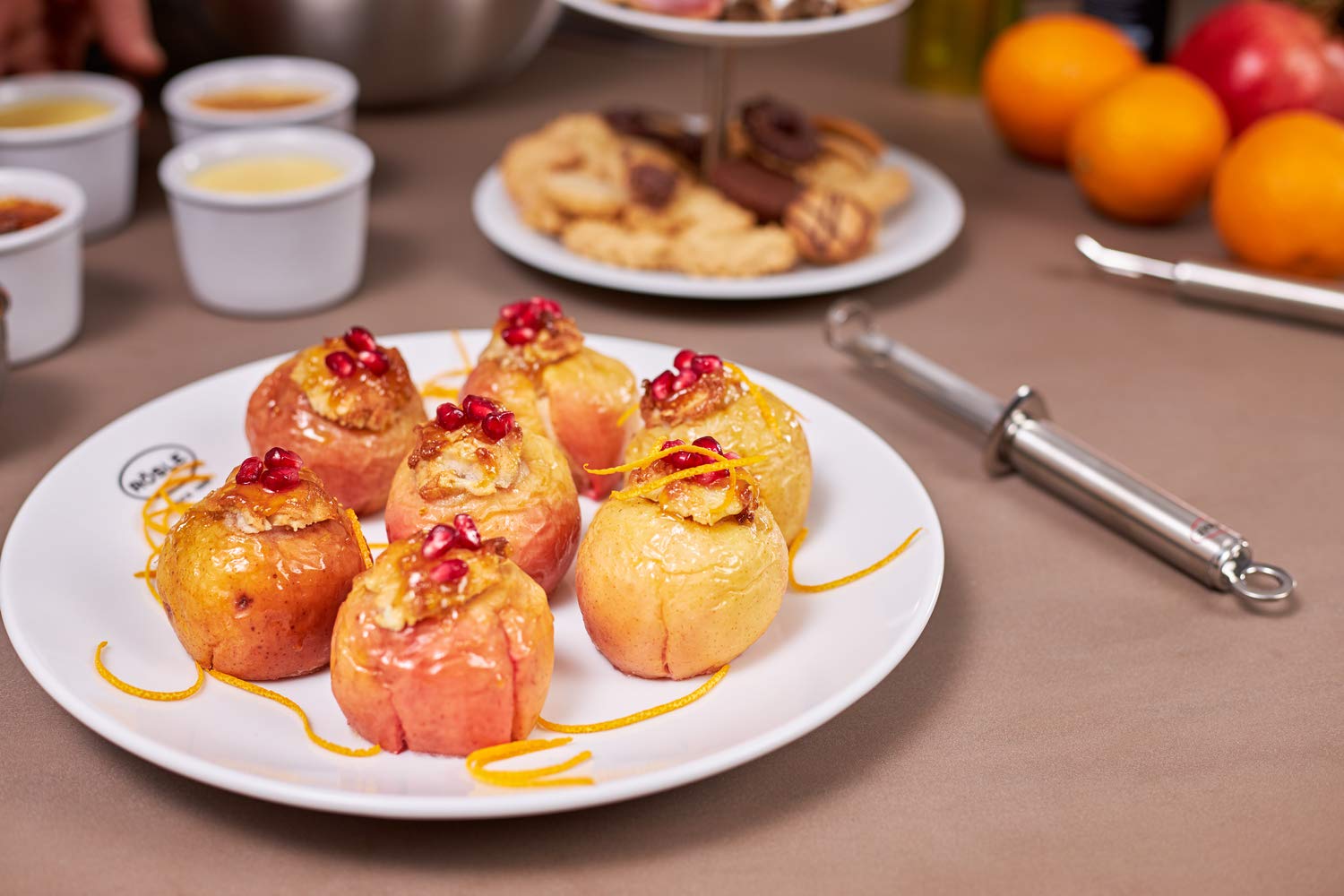 Rösle Stainless Steel Fruit Corer, 9-inch - Image 4