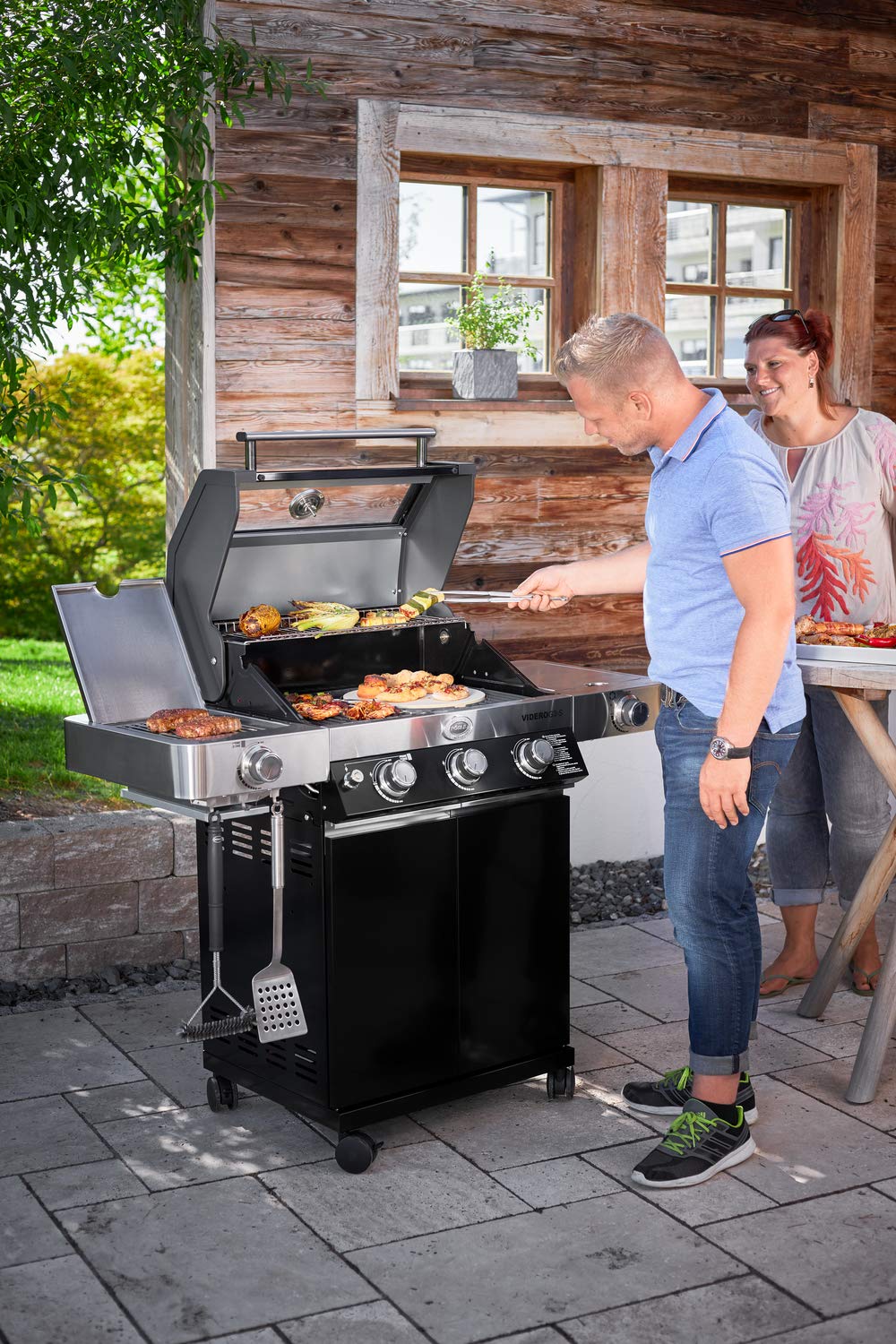 Rösle Stainless Steel Perforated Barbeque Spatula, Matte Handle, 18-inch - Image 6