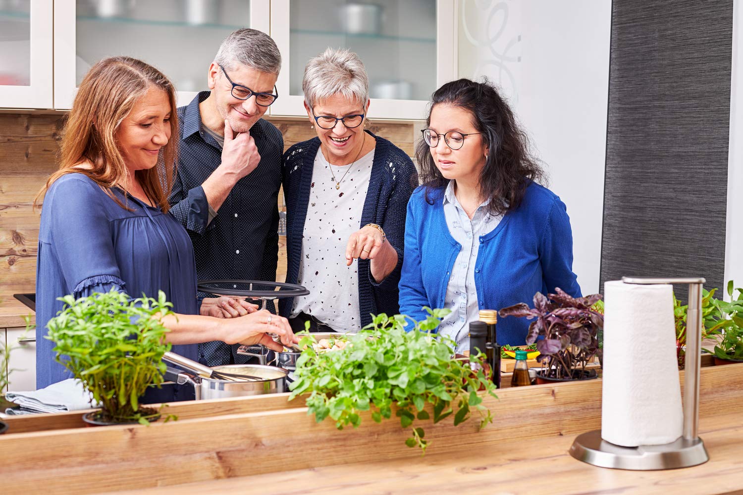 Rösle Stainless Steel & Silicone Balloon Egg Whisk, 6 Wire, 10.6-inch - Image 3